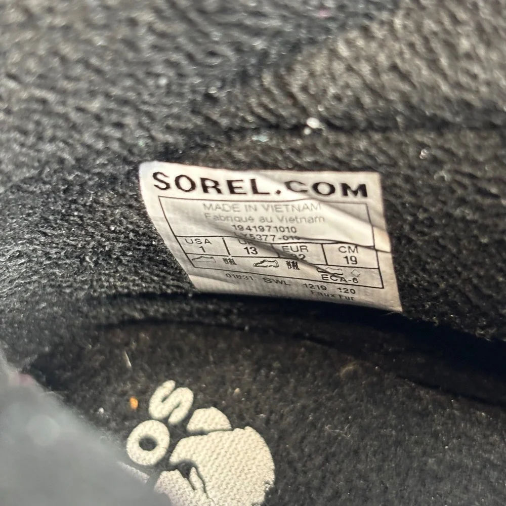 Sorel Whitney II Short Lace Boots Black Red Waterproof Snow Winter Kids Size‎ 1